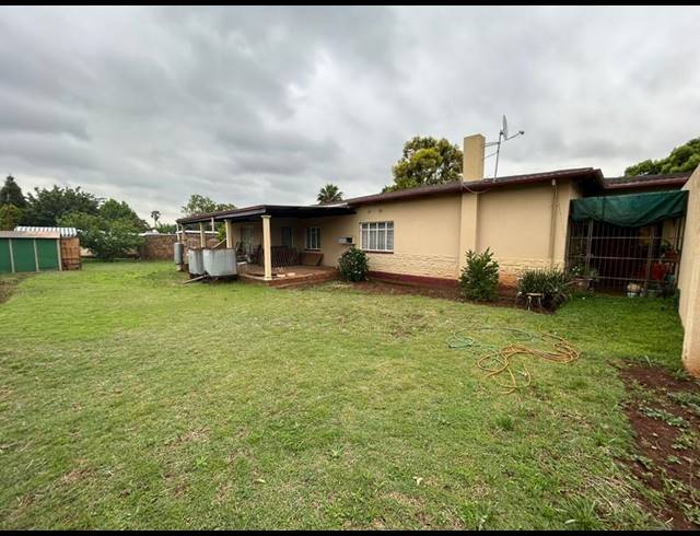 4 BEDROOM HOUSE FOR SALE IN VALHALLA